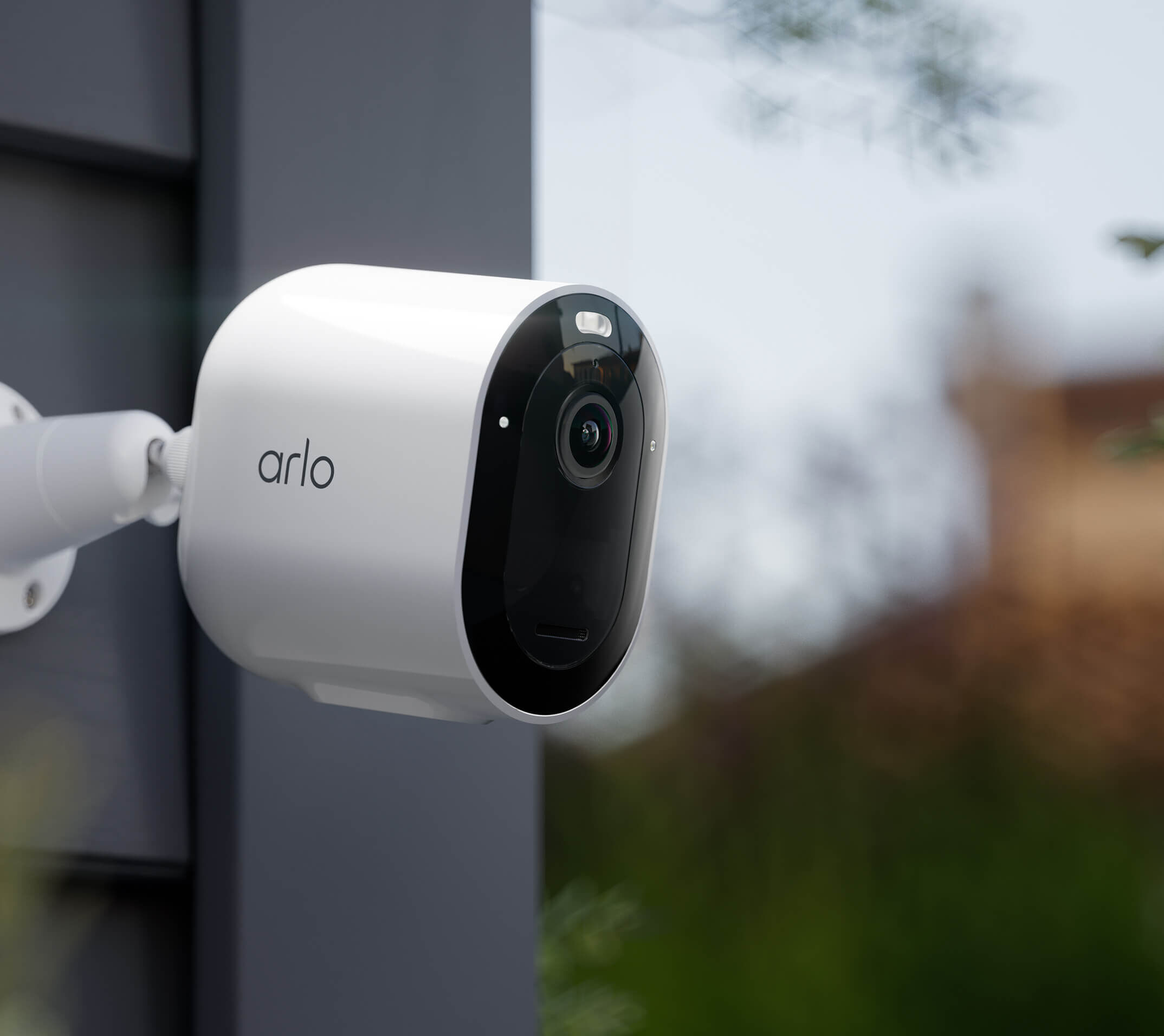 Arlo Pro 5S 2K Spotlight Camera | 2K HDR Intelligent Security Camera